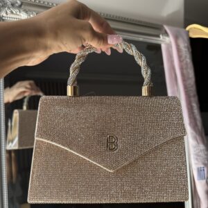 Adore Golden Rose - Image 4