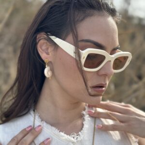 Shell White earrings